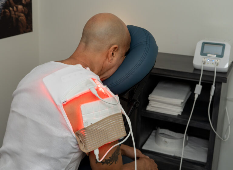 Red light therapy for shoulder pain ,frozen shoulder, rotator cuff tears.