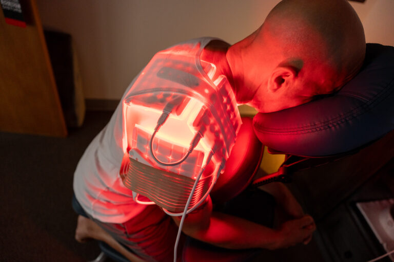 Red light therapy for teams, corporations, and organizations to optimize performance and well-being